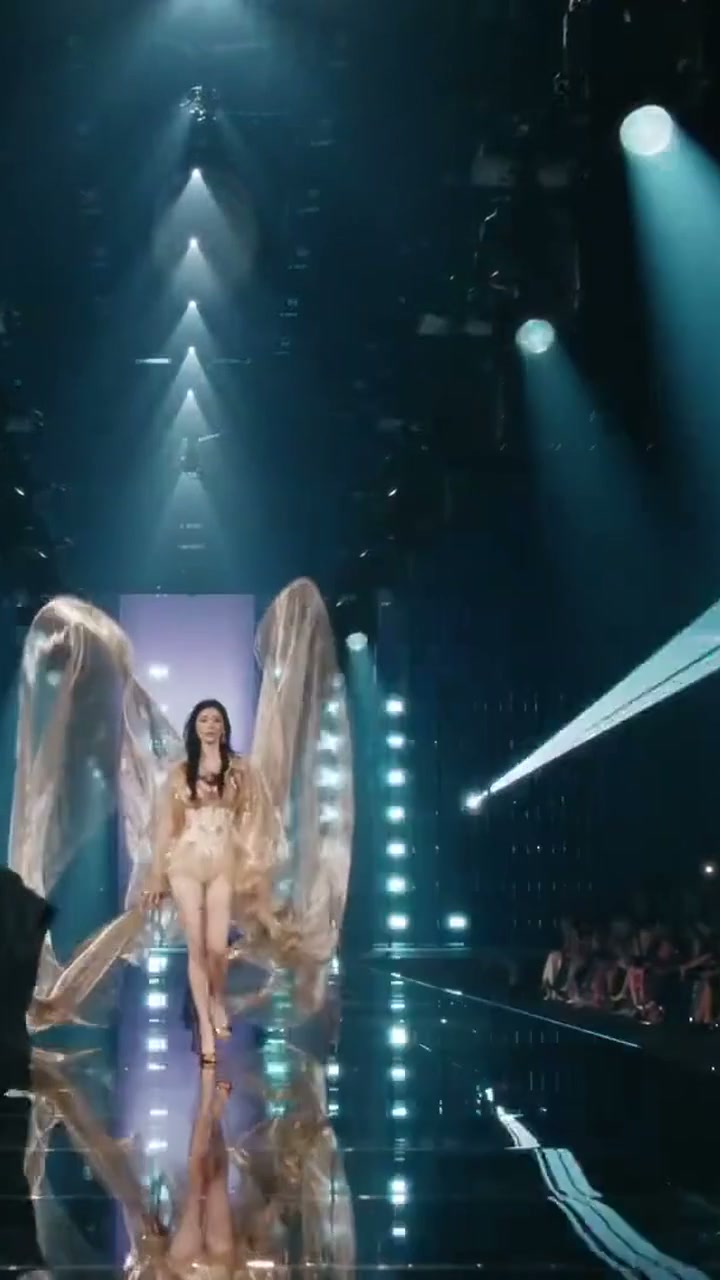 Ming Xi champagne-gold embroidery and translucent gold wings